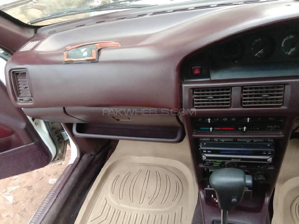 ٹویوٹا کرولا 1988 for Sale in گجرات ٹویوٹا کرولا 1988 for Sale in گجرات Image-6