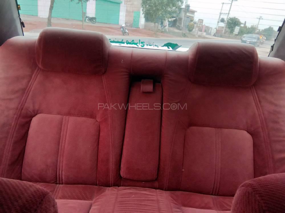 ٹویوٹا کرولا 1988 for Sale in گجرات ٹویوٹا کرولا 1988 for Sale in گجرات Image-5