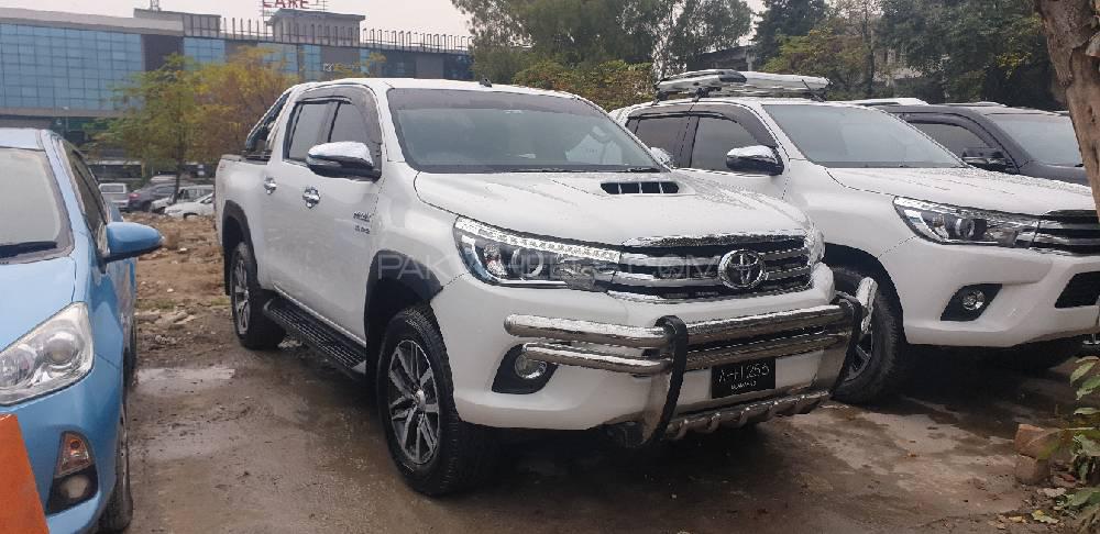 Toyota Hilux 2018 for Sale in Islamabad Toyota Hilux 2018 for Sale in Islamabad Image-2