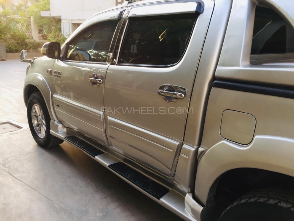 Toyota Hilux 2008 for Sale in Karachi Toyota Hilux 2008 for Sale in Karachi Image-4