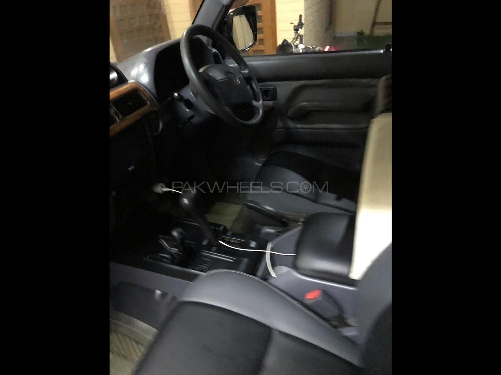 Toyota Prado 1997 for Sale in Sargodha Toyota Prado 1997 for Sale in Sargodha Image-3
