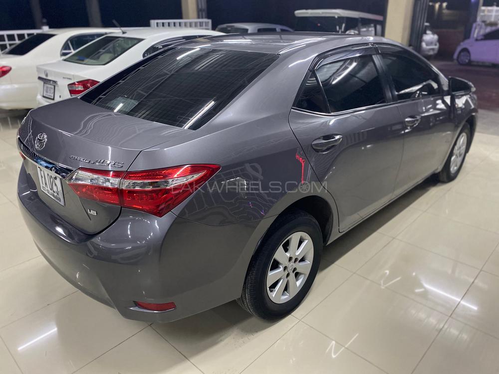 Toyota Corolla 2015 for Sale in Peshawar Toyota Corolla 2015 for Sale in Peshawar Image-6
