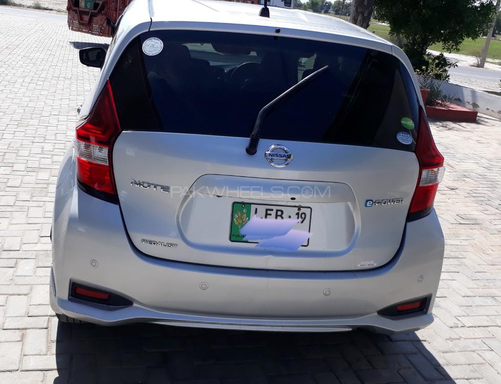 Nissan Note 2017 for Sale in Multan Nissan Note 2017 for Sale in Multan Image-2
