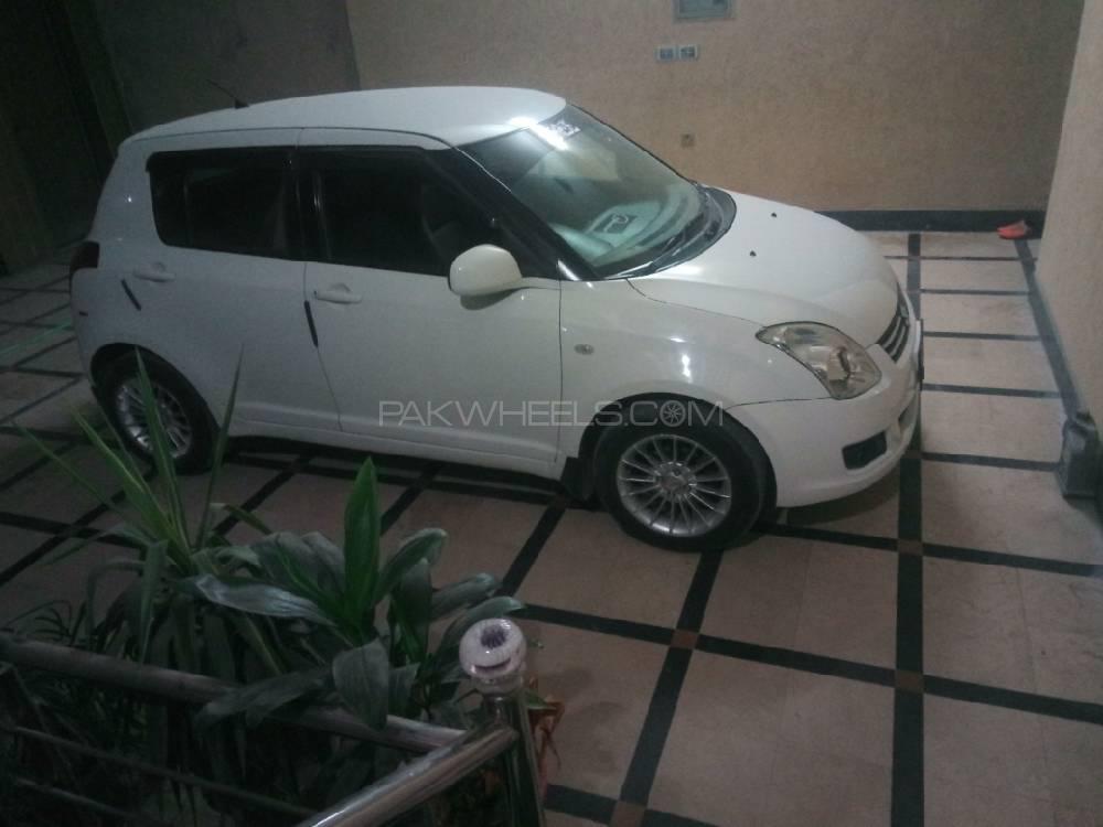 سوزوکی سوئفٹ 2013 for Sale in پشاور سوزوکی سوئفٹ 2013 for Sale in پشاور Image-2