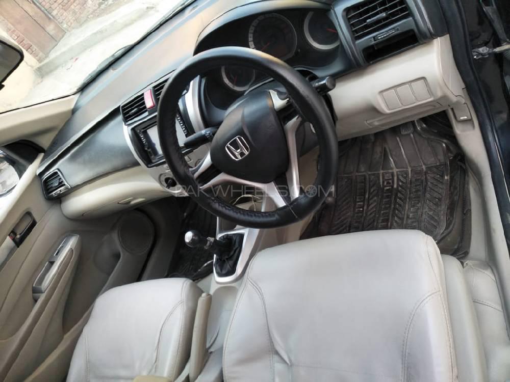 Honda City 2013 for Sale in Lahore Honda City 2013 for Sale in Lahore Image-6