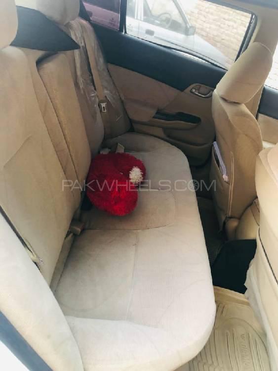 Honda Civic 2013 for Sale in Multan Honda Civic 2013 for Sale in Multan Image-6
