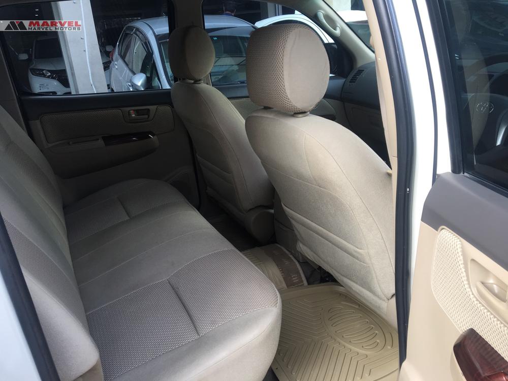 Toyota Hilux 2013 for Sale in Islamabad Toyota Hilux 2013 for Sale in Islamabad Image-11