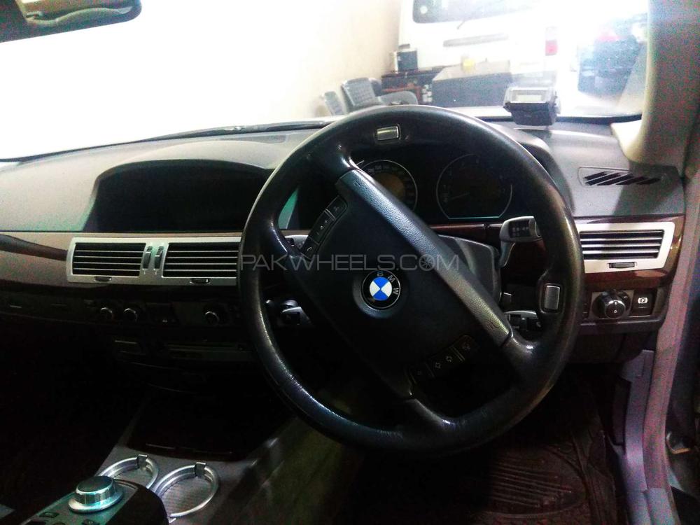 بی ایم ڈبلیو 7 سیریز 2006 for Sale in لاہور بی ایم ڈبلیو 7 سیریز 2006 for Sale in لاہور Image-8