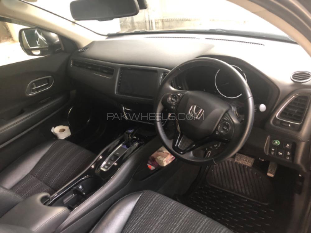 Honda Vezel 2017 for Sale in Islamabad Honda Vezel 2017 for Sale in Islamabad Image-4
