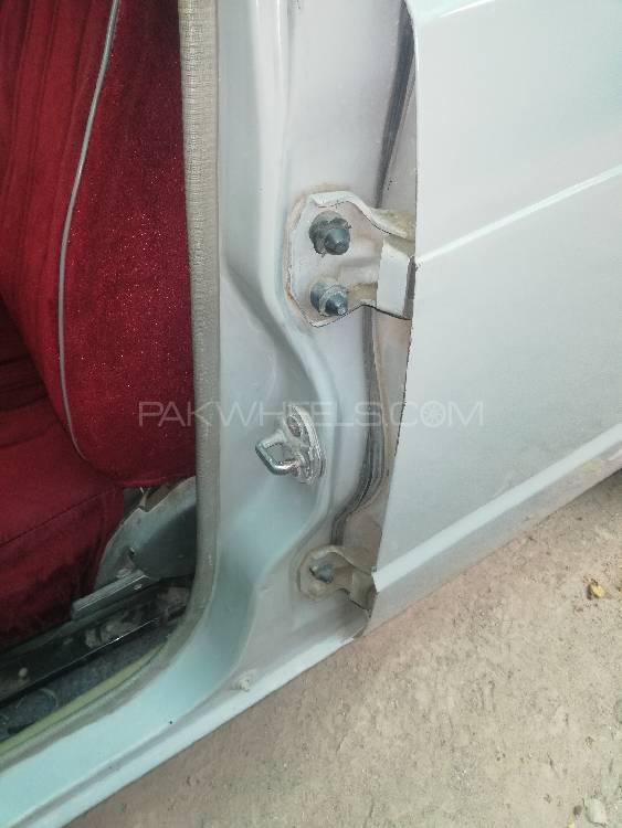 Suzuki Mehran 2000 for Sale in Mian Wali Suzuki Mehran 2000 for Sale in Mian Wali Image-13