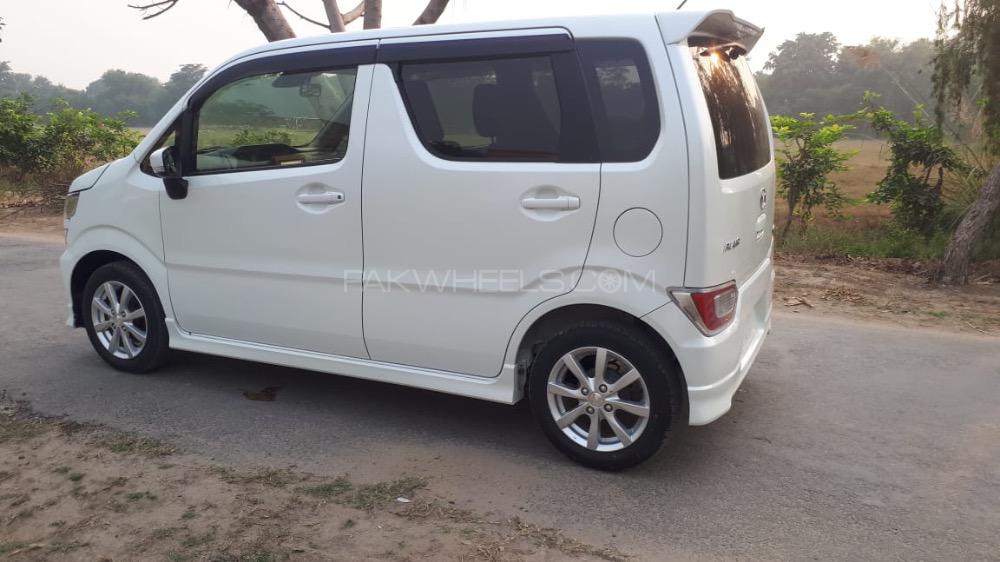Suzuki Wagon R 2017 for Sale in Lahore Suzuki Wagon R 2017 for Sale in Lahore Image-16