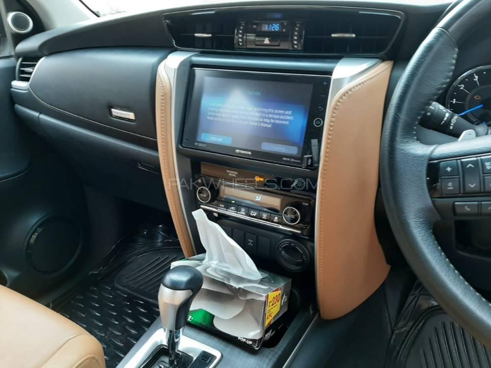 ٹویوٹا فورچیونر 2017 for Sale in لاہور ٹویوٹا فورچیونر 2017 for Sale in لاہور Image-6