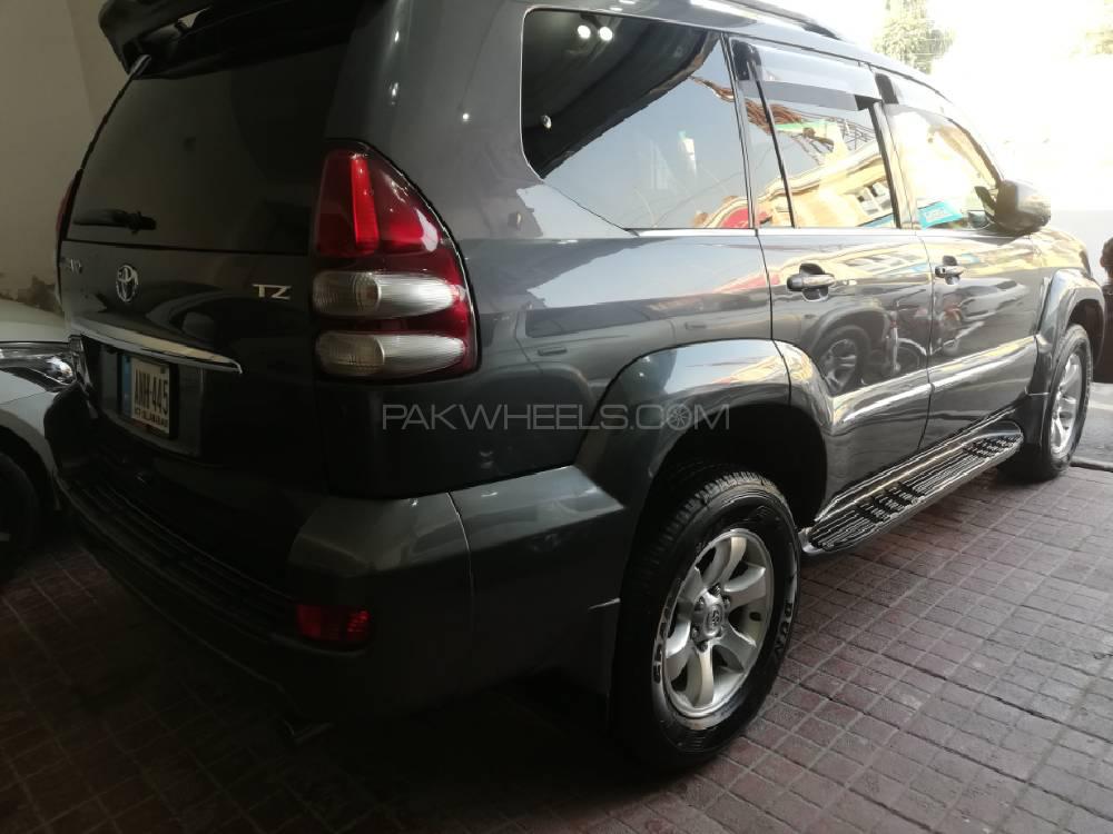 Toyota Prado 2004 for Sale in Multan Toyota Prado 2004 for Sale in Multan Image-8