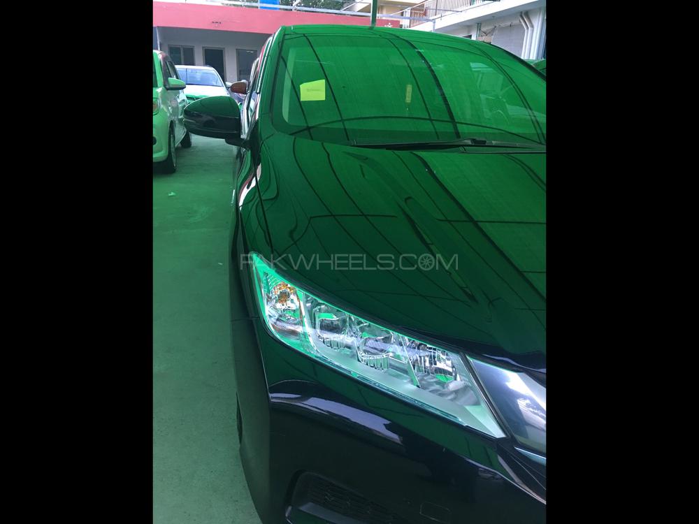 Honda Grace Hybrid 2016 for Sale in Rawalpindi Image-1