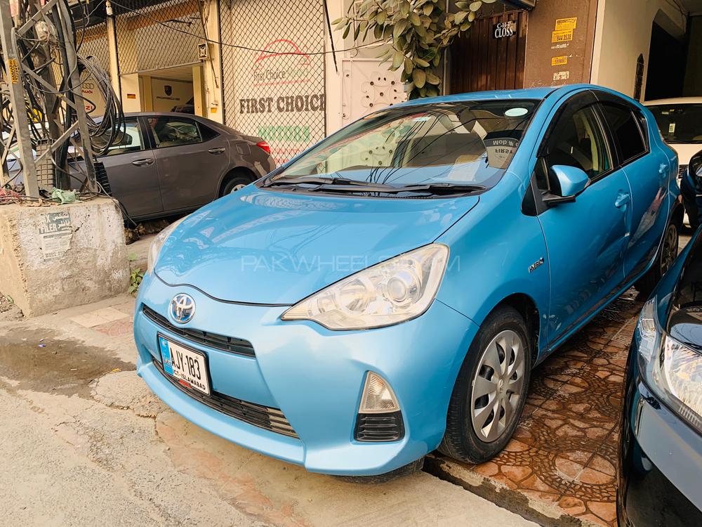Toyota Aqua 2014 for Sale in Lahore Toyota Aqua 2014 for Sale in Lahore Image-3