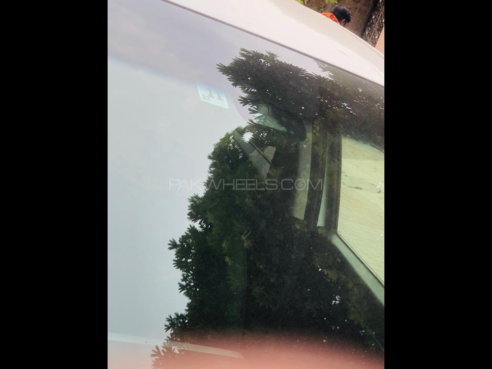 Honda Fit 2017 for Sale in Sialkot Honda Fit 2017 for Sale in Sialkot Image-11