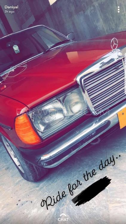 Mercedes Benz 200 D 1979 for Sale in Lahore Image-1
