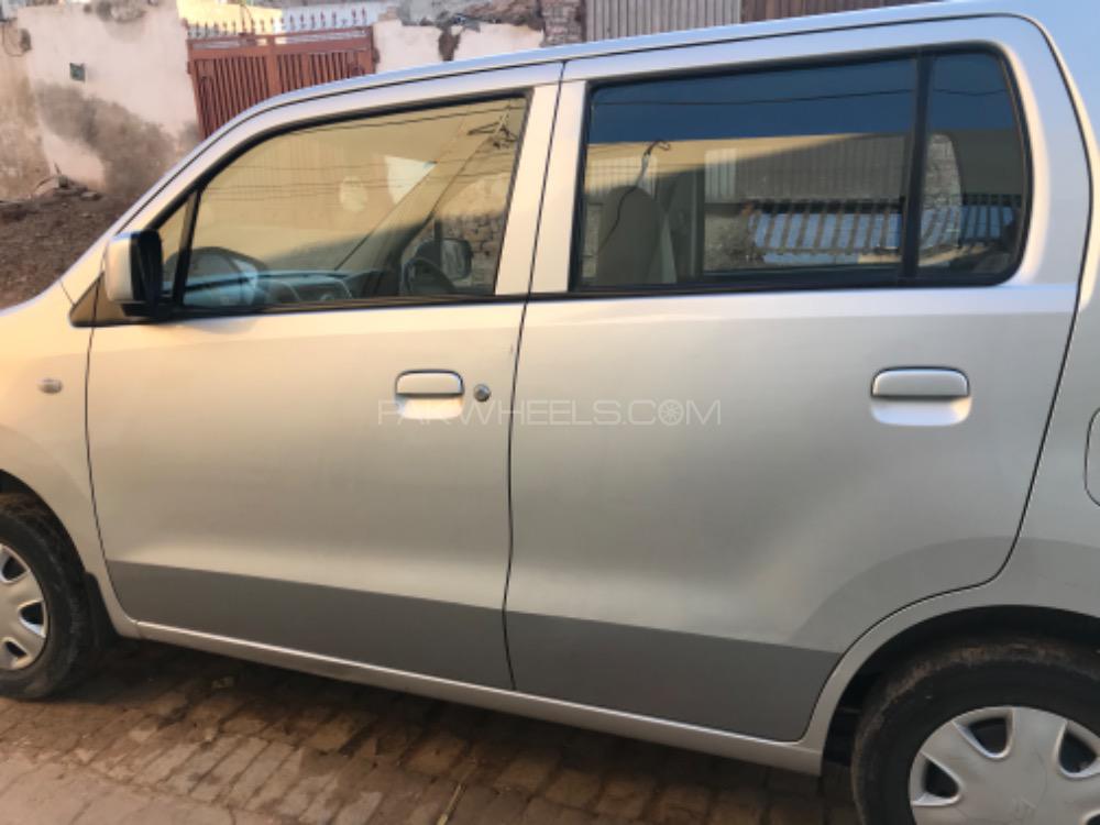 Suzuki Wagon R 2017 for Sale in Lahore Image-1