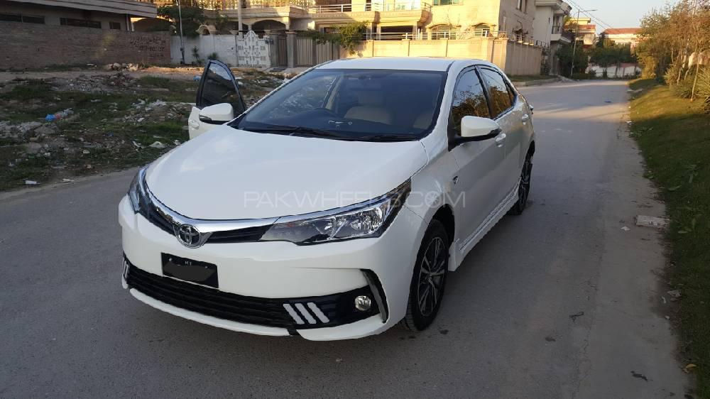 Toyota Corolla 2018 for Sale in Peshawar Toyota Corolla 2018 for Sale in Peshawar Image-9