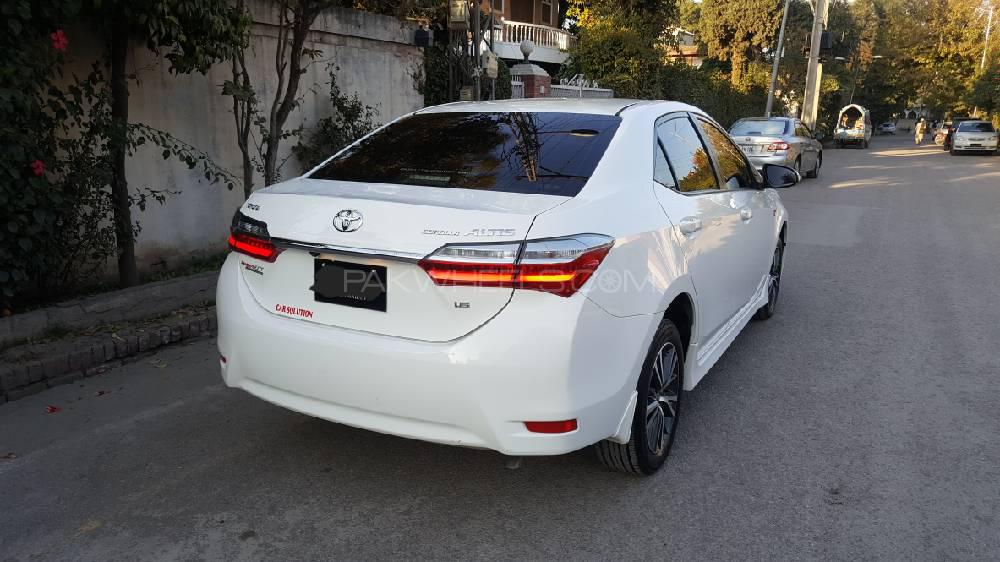 Toyota Corolla 2018 for Sale in Peshawar Toyota Corolla 2018 for Sale in Peshawar Image-10