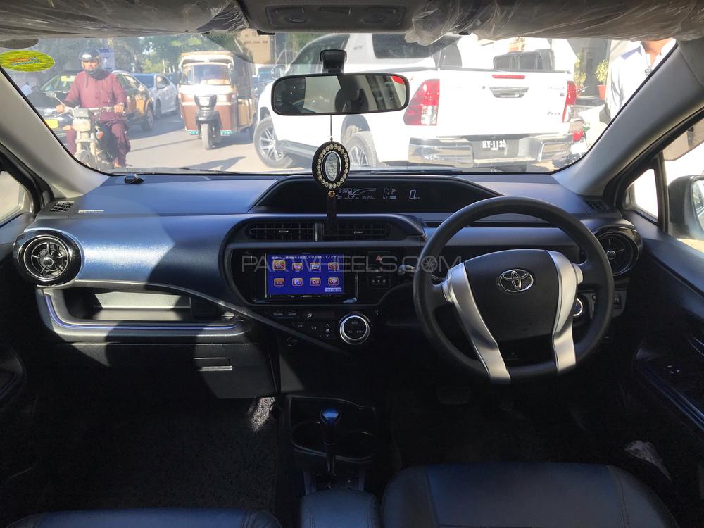 Toyota Aqua 2015 for Sale in Karachi Toyota Aqua 2015 for Sale in Karachi Image-11
