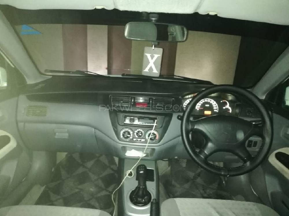 Mitsubishi Lancer 2004 for Sale in Lahore Mitsubishi Lancer 2004 for Sale in Lahore Image-7