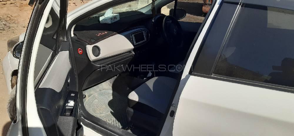 Toyota Vitz 2013 for Sale in Rawalpindi Toyota Vitz 2013 for Sale in Rawalpindi Image-4