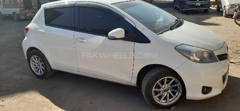 Toyota Vitz 2013 for Sale in Rawalpindi Toyota Vitz 2013 for Sale in Rawalpindi Image-10