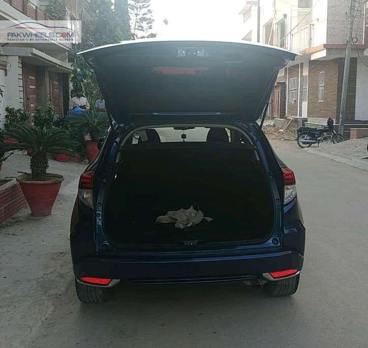 Honda Vezel 2014 for Sale in Karachi Honda Vezel 2014 for Sale in Karachi Image-7