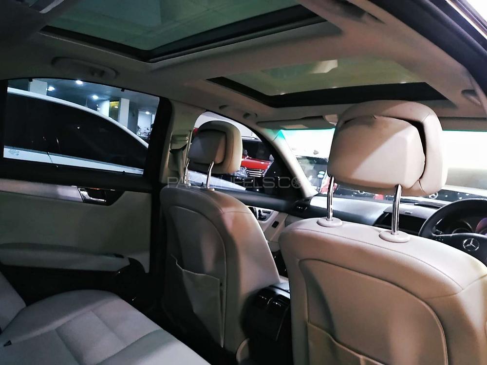 Mercedes Benz C Class 2010 for Sale in Rawalpindi Mercedes Benz C Class 2010 for Sale in Rawalpindi Image-10