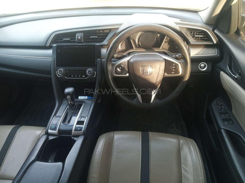 Honda Civic 2017 for Sale in Gujranwala Honda Civic 2017 for Sale in Gujranwala Image-9