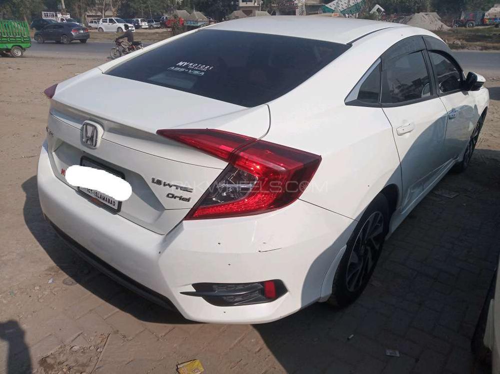 Honda Civic 2018 for Sale in Gujranwala Honda Civic 2018 for Sale in Gujranwala Image-5