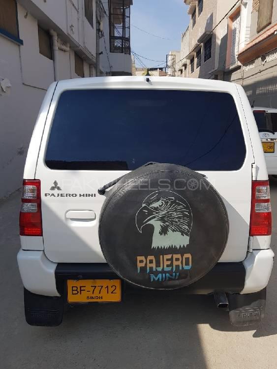 Mitsubishi Pajero Mini 2010 for Sale in Karachi Mitsubishi Pajero Mini 2010 for Sale in Karachi Image-4