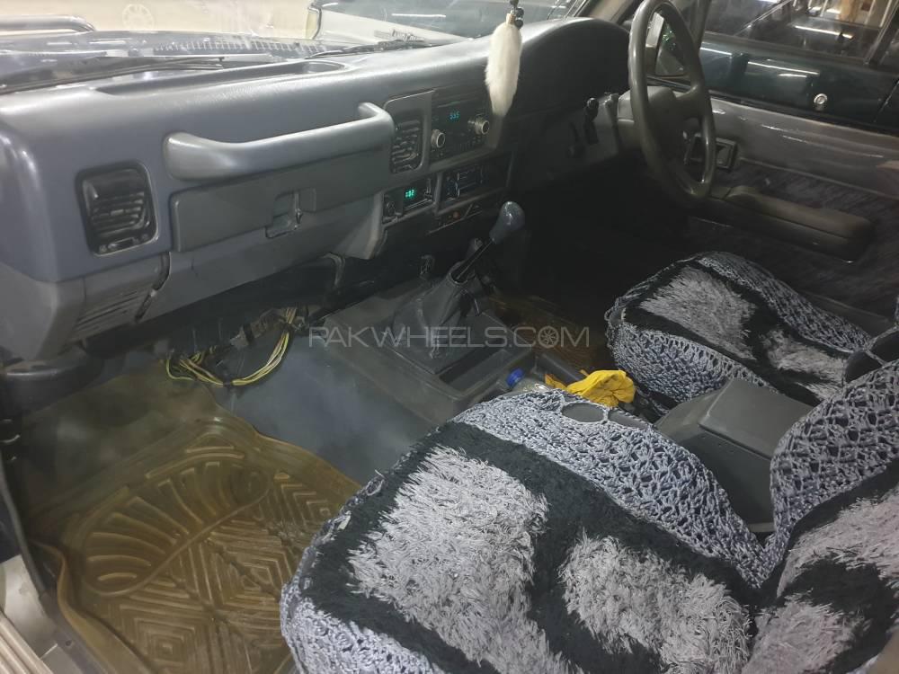 Toyota Prado 1994 for Sale in Peshawar Toyota Prado 1994 for Sale in Peshawar Image-7