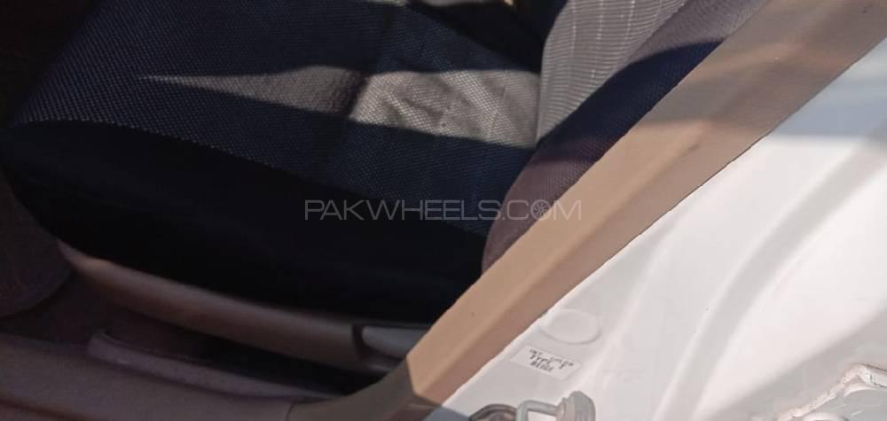 Honda Civic 2004 for Sale in Peshawar Honda Civic 2004 for Sale in Peshawar Image-12