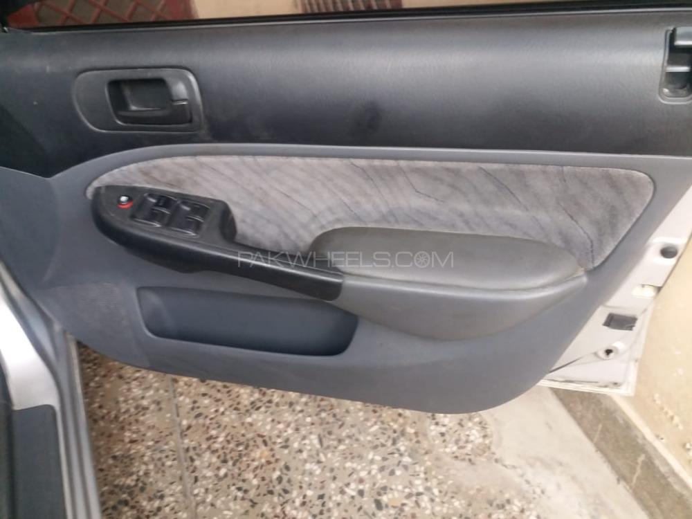 Honda Civic 2002 for Sale in Rawalpindi Honda Civic 2002 for Sale in Rawalpindi Image-6