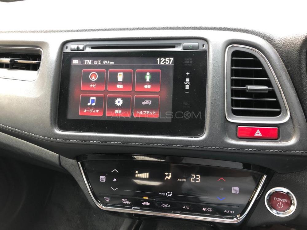 Honda Vezel 2014 for Sale in Islamabad Honda Vezel 2014 for Sale in Islamabad Image-5