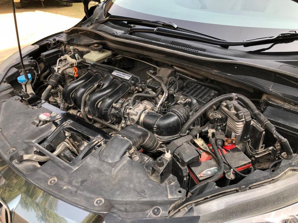 Honda Vezel 2014 for Sale in Islamabad Honda Vezel 2014 for Sale in Islamabad Image-13