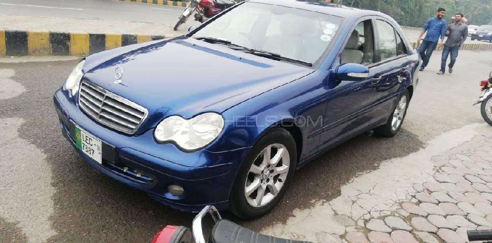 Mercedes Benz Other 2004 for Sale in Multan Mercedes Benz Other 2004 for Sale in Multan Image-4