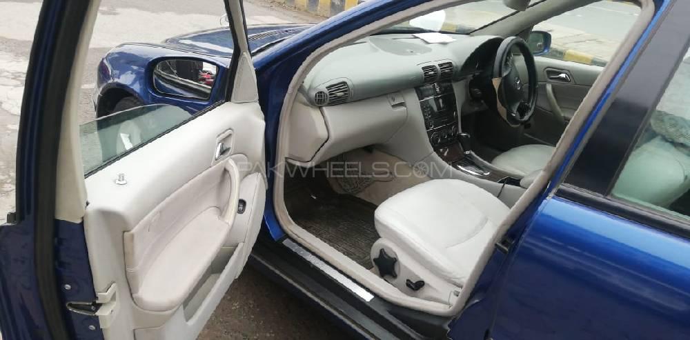Mercedes Benz Other 2004 for Sale in Multan Mercedes Benz Other 2004 for Sale in Multan Image-2