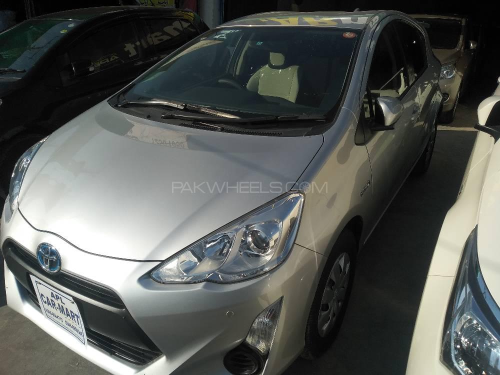 Toyota Aqua 2015 for Sale in Bahawalpur Toyota Aqua 2015 for Sale in Bahawalpur Image-4