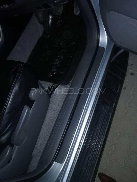 Toyota Prado 2002 for Sale in Lahore Toyota Prado 2002 for Sale in Lahore Image-3
