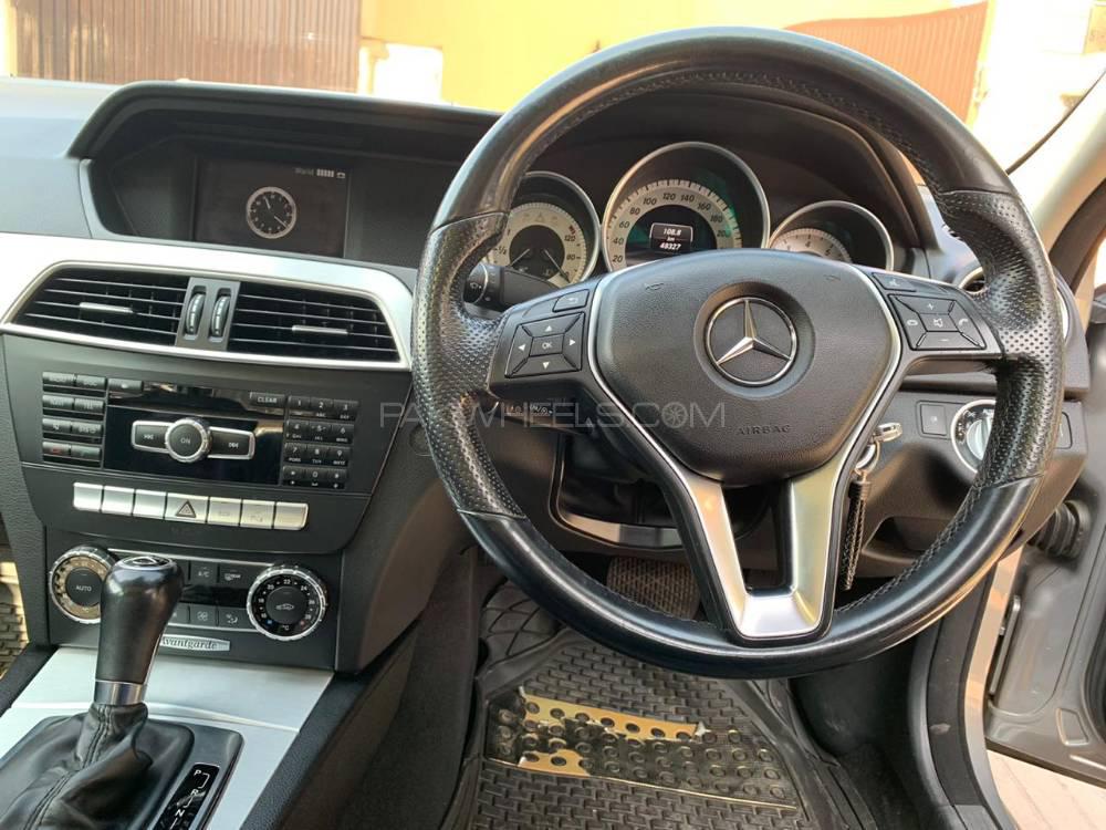 مرسڈیز بینز سی کلاس 2013 for Sale in اسلام آباد مرسڈیز بینز سی کلاس 2013 for Sale in اسلام آباد Image-5