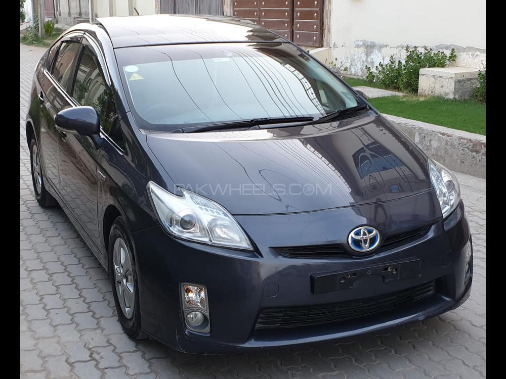 Toyota Prius 2010 for Sale in Lahore Toyota Prius 2010 for Sale in Lahore Image-8