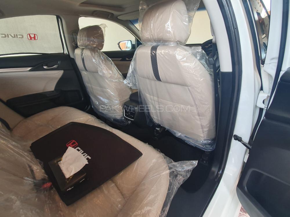 Honda Civic 2018 for Sale in Sargodha Honda Civic 2018 for Sale in Sargodha Image-7