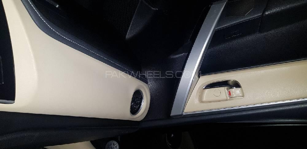 Toyota Corolla 2018 for Sale in Rawalpindi Toyota Corolla 2018 for Sale in Rawalpindi Image-10