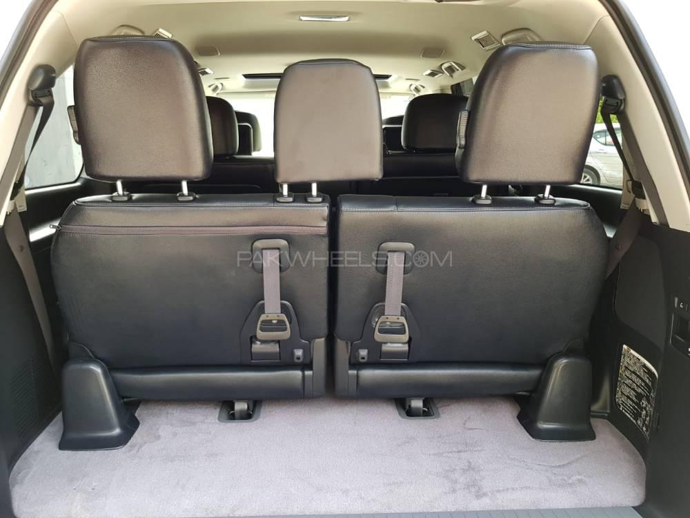 Toyota Land Cruiser 2013 for Sale in Lahore Toyota Land Cruiser 2013 for Sale in Lahore Image-7