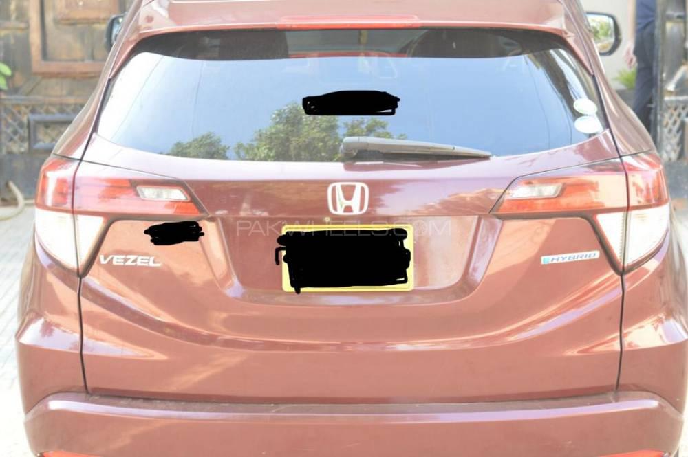 Honda Vezel 2015 for Sale in Karachi Honda Vezel 2015 for Sale in Karachi Image-10