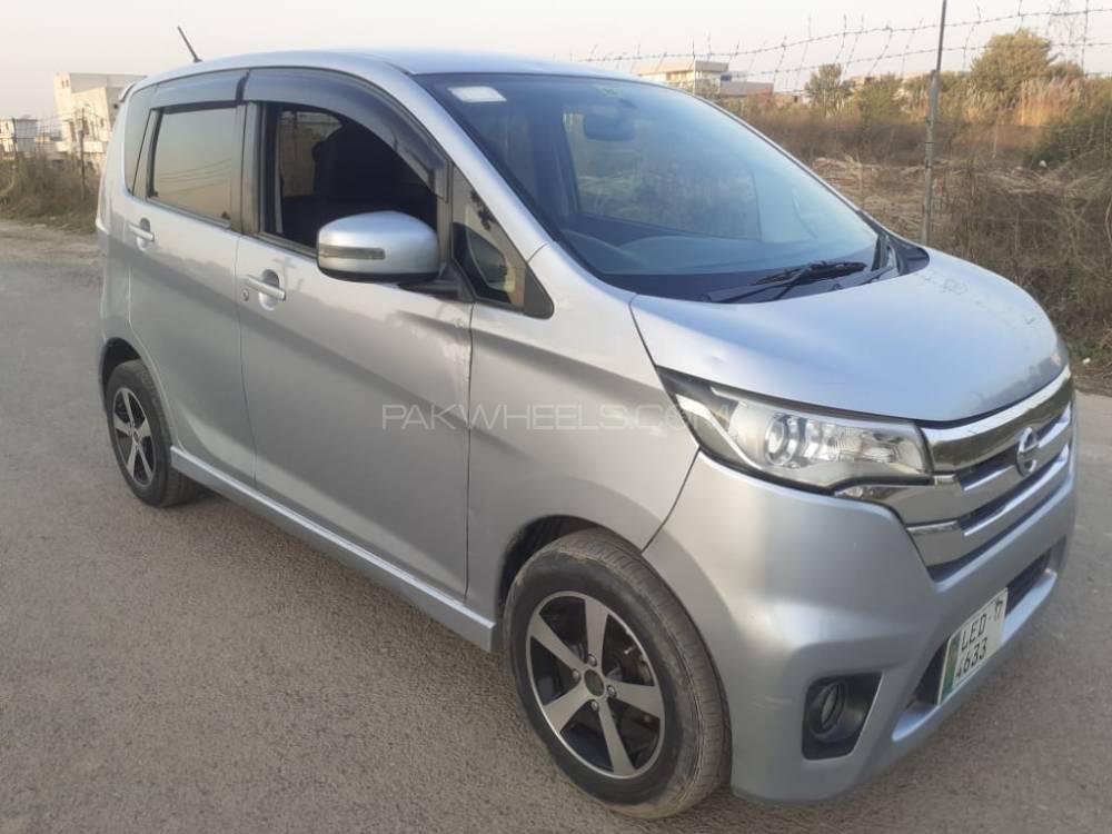 Nissan Dayz Highway Star 2013 for Sale in Rawalpindi Nissan Dayz Highway Star 2013 for Sale in Rawalpindi Image-6