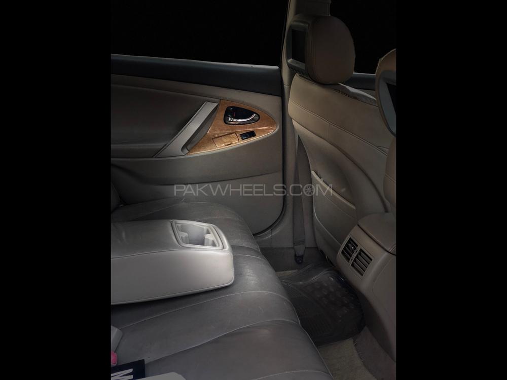 Toyota Camry 2007 for Sale in Lahore Toyota Camry 2007 for Sale in Lahore Image-12